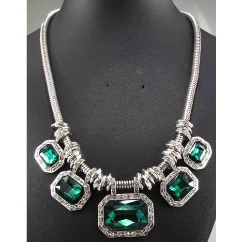 Yayi jewelry Hot Handmade Fashion Bohemia Glass Crystal Sweater Chain Beads Pendants Bib Statement Women Choker Necklaces Q992