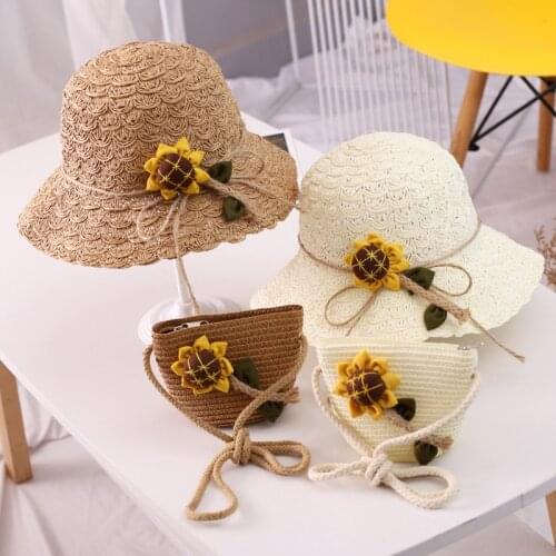 New Lovely Children Weaved Straw Hats Kids Sun Beach Bonnets Little Sunflower Shoudler Bags 2-6y Baby Girl Bucket Hats