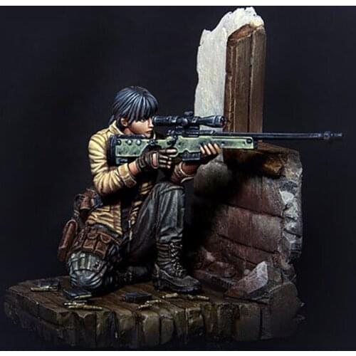 1/24 Scale Resin Figure Female sniper