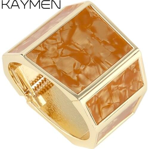 KAYMEN Newest Unique Design Especial Stripe Print Acrylic Bangle Golden Cuff Bracelet for Women Girl Wedding Party Prom