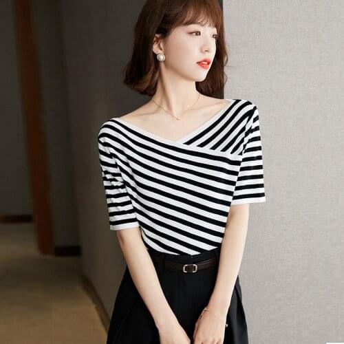 High Quality Striped Casual Knitted Tops Women 2021 Summer Fashion Cross V-Neck Short Sleeve T-Shirt Femme