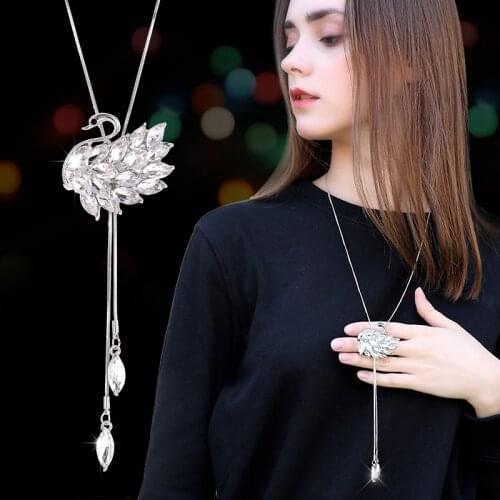 Zircon Swan Long Necklace Sweater Chain Fashion Metal Chain Crystal Flower Pendant Necklaces Adjusted