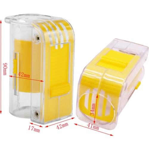 1PCS Rearing Queen Marking Catcher Plastic Handed Marker Bottle Plunger Plush Beekeeper Tool Garden Bee Tools Bees Beekeeping