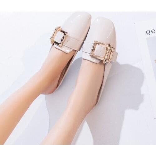 Women slippers outside Spring new Comfort square head Fashion metal buckle with non-slip flat bottom Lightweight sandals U30-44