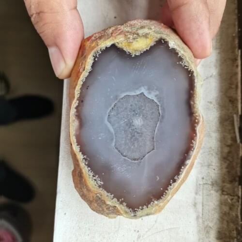 Natural Rare Water Bile Agate Rough Raw Agate Crystal Stone With Water Trapped Inside Moving Feng Shui Original Stone