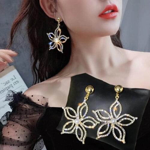 Earrings female 2020 trendy rhinestone pentagonal flower pearl earrings high sense exaggerated temperament