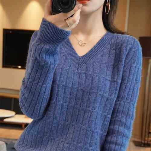 Fashion Sweater Womens Loose Fitting Winter New Product Thickened Solid Color V-neck Versatile Top Long Sleeve Bottomed Sweater