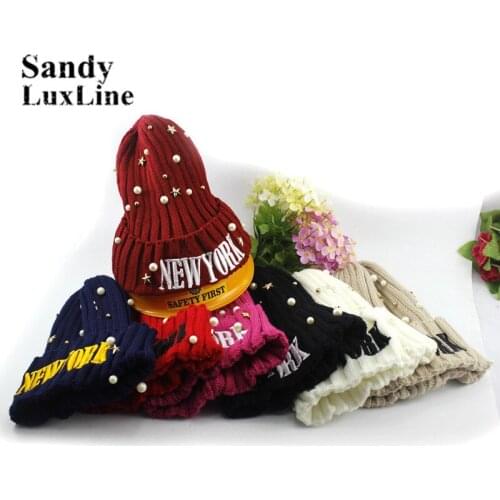 2018 Womens Winter Hats Knitted Caps Fashion New York Letters Pearl Snowflake Beanie Winter Hats for Women Bonnet Femme New