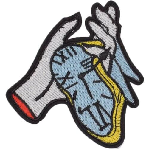 1Pcs Surrealistic Time Clock Memory Patch Embroidered Patches Iron on Cartoon Motif Applique Embroidery Accessory