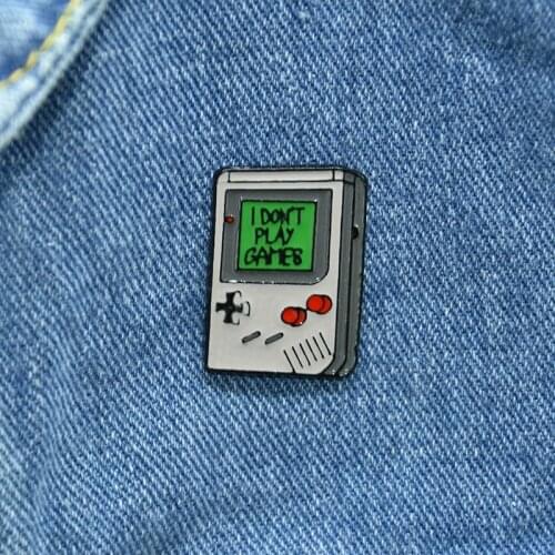 Creative game boy enamel alloy brooch backpack cartoon game console badge pin pin clothes brooch women girl gift