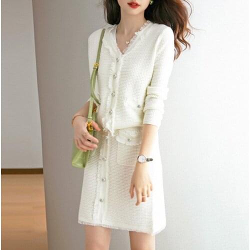 Temperament Knitted Suit 2021 New Handmade Hair Pulling Metal Button Sweater Knitted Two-piece Fashion Womens Clothing