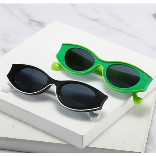 2020 Fashion Black White Oval Hiphop Women Sunglasses Street Cat Eye Vintage New color Small Frame Rapper Glasses Shade Mirror