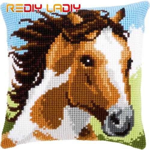 Cross Stitch Cushion Cover Fiery Stallion Pillow Case Pre-Printed Canvas Acrylic Thick Yarn Cross-stitch Needlepoint Kits Crafts