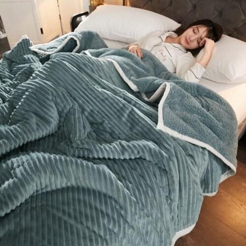 Weighted Bed Blanket Comfy Sofa Luxury Soft Flannel Coral Fleece Fabric Falai Lamb Cashmere Air-Conditioned Quilt Keep Warm 2021