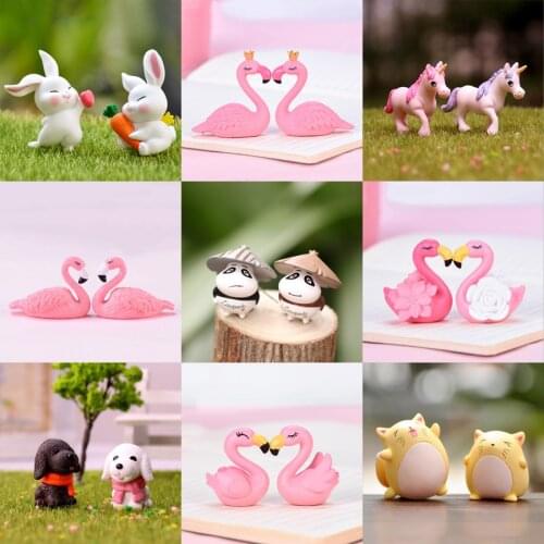 BAIUFOR Cartoon Animal Couple [2] Miniatures Flamingo Rabbit Swan Horse DIY Terrarium Figurine Fairy Garden Decor Gift for Lover