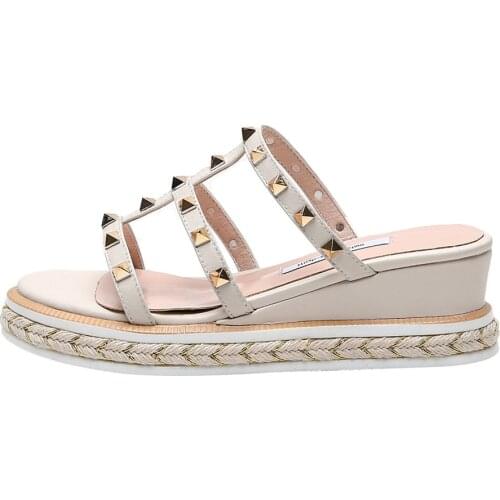 Women Slippers Summer Shoes High Heel Genuine leather Platform Bohemia Rivet Wedges Leisure Comfortable Flat Platform Shoes