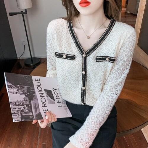 V Neck Shirt Women Gotten Little Sweet Wind Fairy Tale Tops Unlined Office Lady Garment Inside Lace Tops Appliques Patchwork