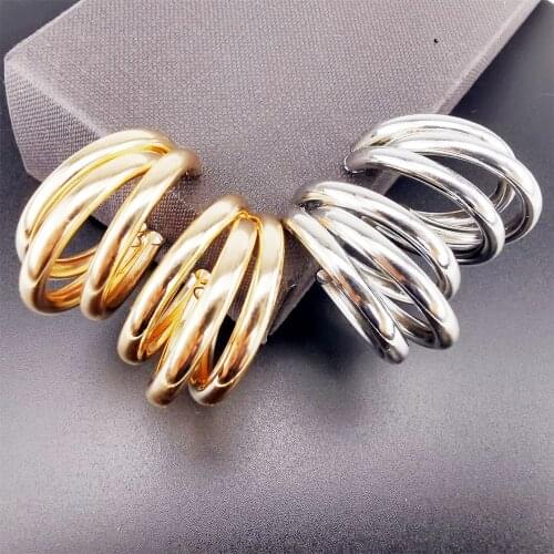 LATS Trendy Elegant Metal Hoop Earring Vintage Gold Color Cheap Statement Earrings for Woman 2020 Fashion Korean Brincos Jewelry