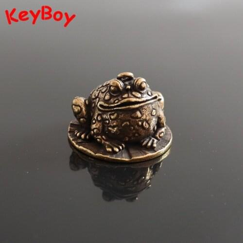 Vintage Brass Toad Key Chain Pendant Jewelry Pure Copper Animal Lucky Bufo Feng Shui Car Keychain Hanging Trinket Men Key Holder