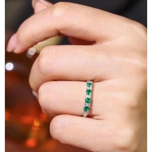 Hot Sale Style Womens Ring 925 Silver Natural Emerald Ring Simple Atmosphere Low-key 3*3mm 4PCS