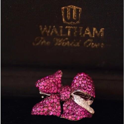 Disir Covenant Brooches Bow On Clothes