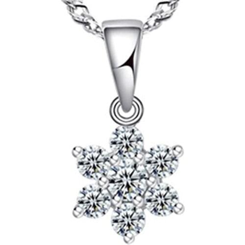 New Fashion Silver Plated collier Zircon Snowflake Pendant! Rhinestones Inlaid Flower Charm For Necklace Jewelry Making