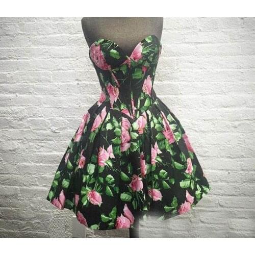 A-Line Short Sweetheart Printed Homecoming Dresses with Pockets Corset Back Knee Length Graduation Dresses for Juniors