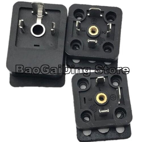 5Pcs DIN43650 Solenoid Valve Plug Connector Junction Box Square Base 4 Plug,3 Plug Length 30mm, Width 30mm with Gasket