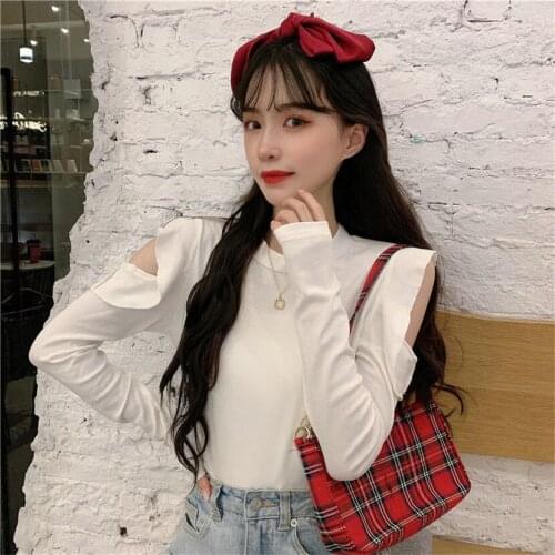 Autumn Winter Female T-shirt Korean Version Slim Bottomed Shirt Women Tshirt Off Shoulder Long Sleeve Top Vogue Womens Fashion