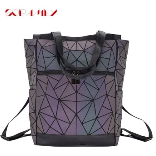 Luminous Large Women Backpacks Men 15-inch Laptop Backpack Female plaid Backpack School Holographic Backpack For Teenage Girls