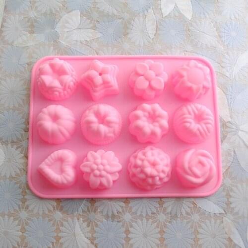 1Piece DIY Kitchen Silicon 12 Flowers Form For Muffin Silikon Bakeware Rubber Baking Mould Chocolate Egg Tart Mold 20*16cm