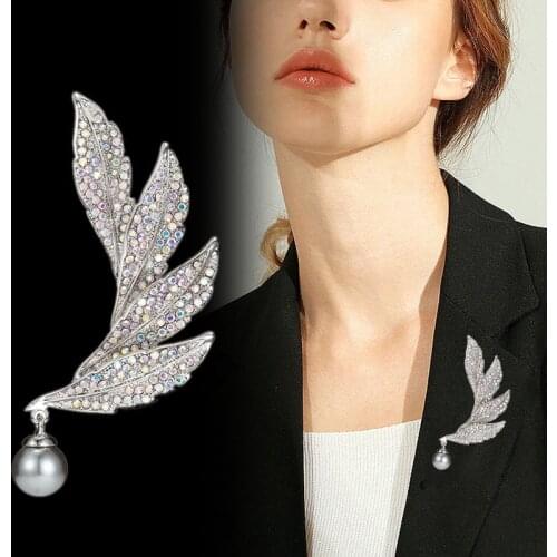 Korean Fashion Safety Pin New Elegant Bow Flower Full Rhinestone Simple Brooch Men And Women Suit Sweater Scarf Brooch
