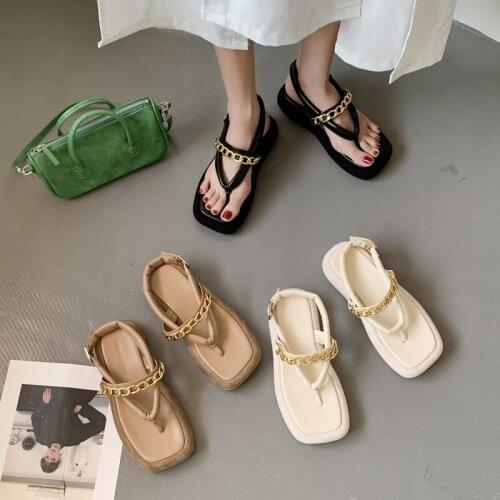 Roman Style Flip Flops Platform Sandals Women Summer Fashion Metal Chain Beach Sandals Woman Buckle Flat Sandals