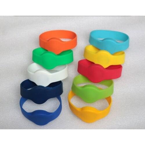 Free shipping 3 PCS/lot Sauna, hand ID watch card, ID card, ID card hand foot locker hand in hand Swim TK4100 RFID Wristband