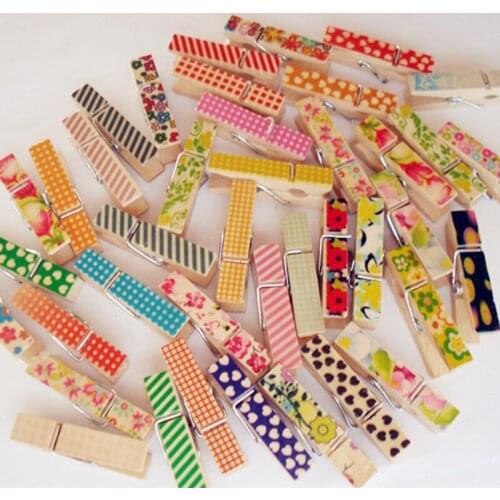 20Pcs Wooden Clips Pushpins Tacks Creative Paper Clips with Pins for Cork Boards Notes Photos Wall Craft Projects for Offices