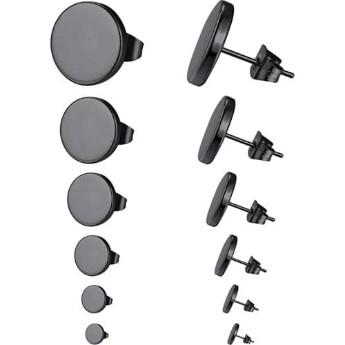 GOLDCHIC Stud Earrings