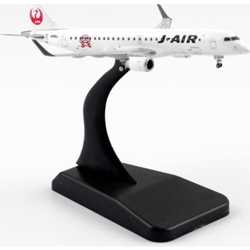 1:400 Scale Japan Airways ERJ-190 Airlines Model with Base Alloy Aircraft For Collectible Souvenir Show Gift Toys