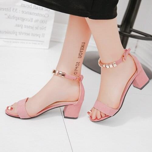 Dropshipping Metal String Bead Summer Women Sandals Open Toe Shoes Womens Sandles Square Heel Women Shoes Korean GladiatorShoes