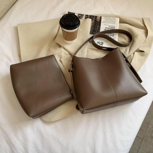 2021 Fashion Pu Leather Composite Bags For Ladies Casual Solid Luxury Bucket Bags For Women Simple Vintage Messenger Bags New