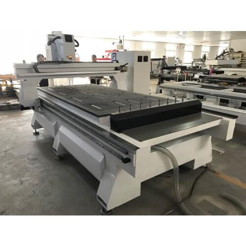 Wood furniture industry woodworking 1325 ATC CNC Router machines for wood door 4 axis machine Made In China