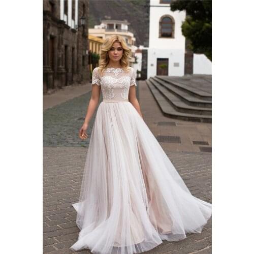 Boho High Neck Wedding Dress Lace Applique A-line Short Sleeves Tulle Illusion Bridal Gown Vestido De Novia Sweep Train Custom