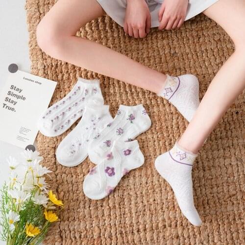 2021 New College Style Three-dimensional Small Floral Womens Socks Rural Style Cotton Boat Socks White Socks Women Socks Kawaii