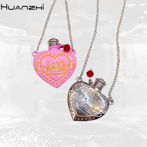 HUANZHI 2020 New Vintage Harajuku Stereoscopic Pink Heart Bottle Metal Geometric Couple Choker Necklace for Women Party Jewelry