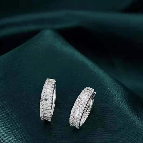 18K White Gold Real Round Diamond Stud Earring For Woman Trendy Sky Wedding Engagement Gift Au750