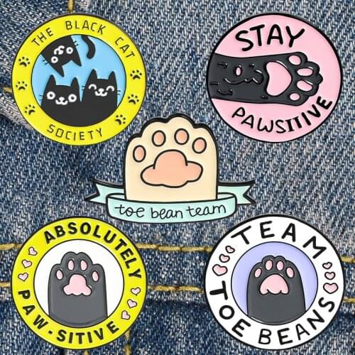 DZ1056 Animal Paw Print Cute Fashion Jewelry Pins for backpacks Lapel Enamel Pins and Brooches for Women Bags Badge Friend Gifts