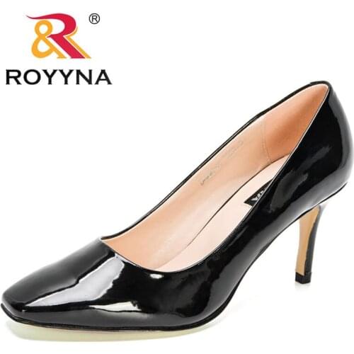 ROYYNA 2021 New Designers Stiletto Pumps Women Fashion Casual Wedding Party Shoes Ladies High Heels Office Dress Shoes Feminimo