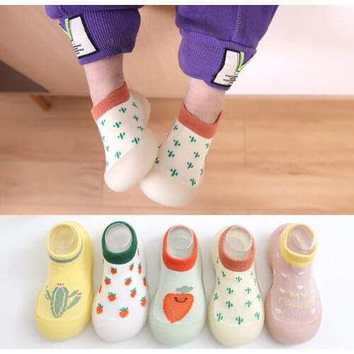 Cartoon Strawberry Baby Shoes White Knitted Kids First Walker New Fashion Cute Children Slippers Unisex Rubber Sole Socks Shoes
