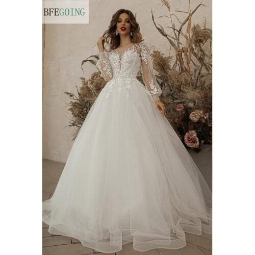 Luxurious Ivory Lace Appliques Tulle Long Sleeves Floor-Length Princess A-Line Wedding Gowns Custom Made Bridal Dresses