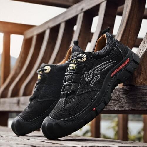 Mens Outdoor Hiking Shoes Comfortable Leather Breathable Sport Shoes Breathable Genuine Leather Climbing Shoes Trekking Sneaker