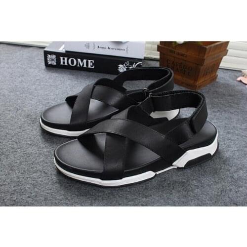 New Mens Summer Leisure Straps Sandals Fashion Thick Platform Genuine Leather Beach Slippers Casual Shoes Male Roman shoes male